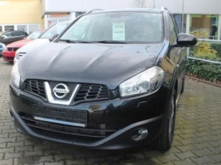 tirane-shes-suv-nissan-qashqai-nafte-e-zeze-automatik-kondicioner-109000-km
