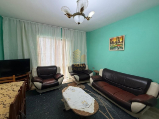qira-hyrje-private-212blk-astir-unaza-e-re-45000-l